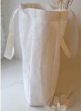Load image into Gallery viewer, Noel Tote Bag